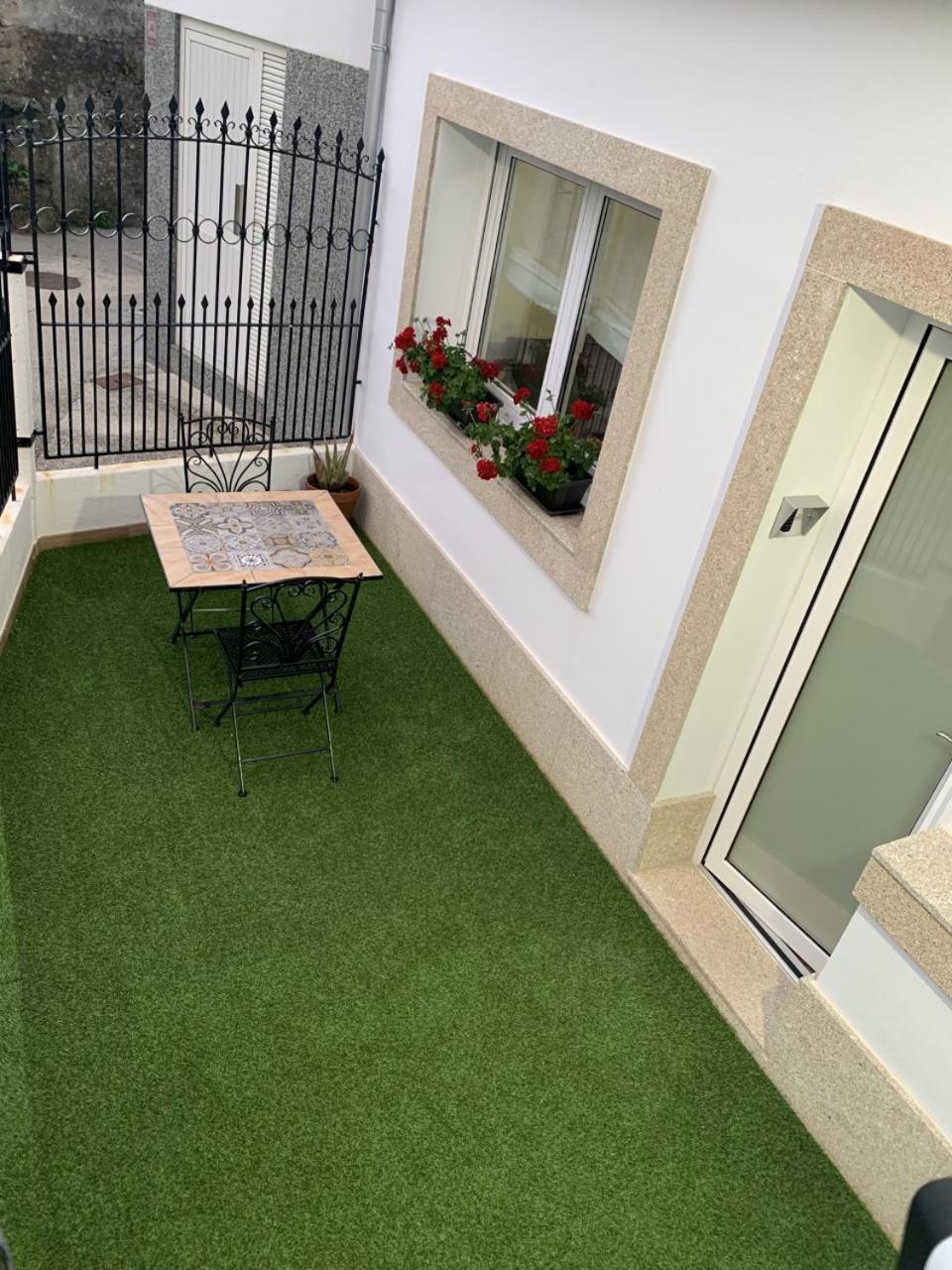 Apartamentos San Lazaro Santiago de Compostela Kültér fotó